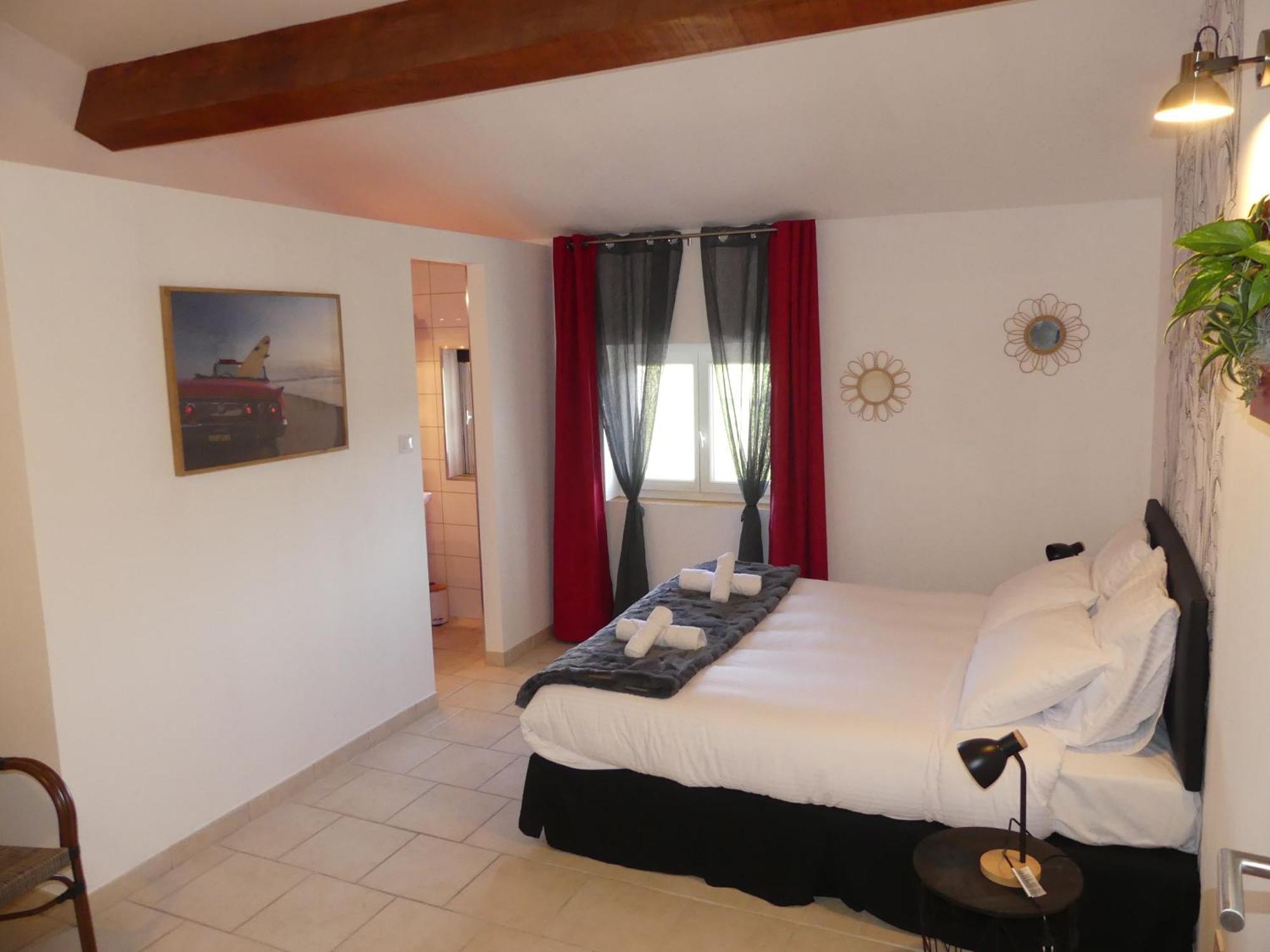 Hotel Le Domaine Des Sources à Saint-Maximin Extérieur photo